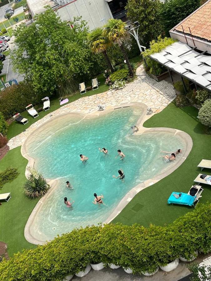Hotel Posta 77 San Giorgio In Bosco المظهر الخارجي الصورة