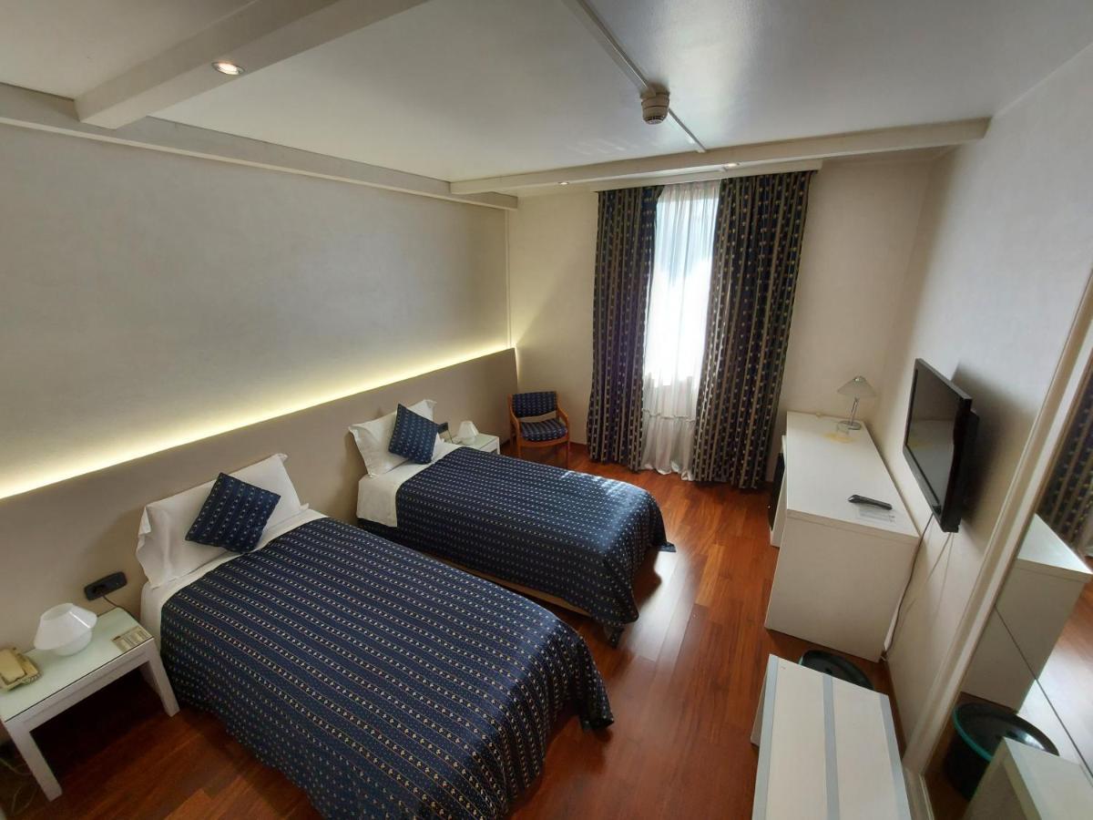Hotel Posta 77 San Giorgio In Bosco المظهر الخارجي الصورة