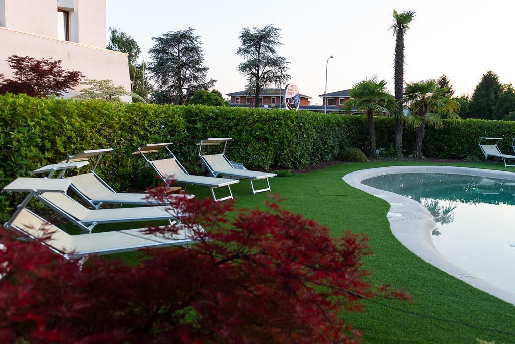 Hotel Posta 77 San Giorgio In Bosco المظهر الخارجي الصورة